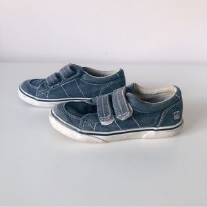 Boys Sperry Top-Sider shoes with Velcro, size 9.5